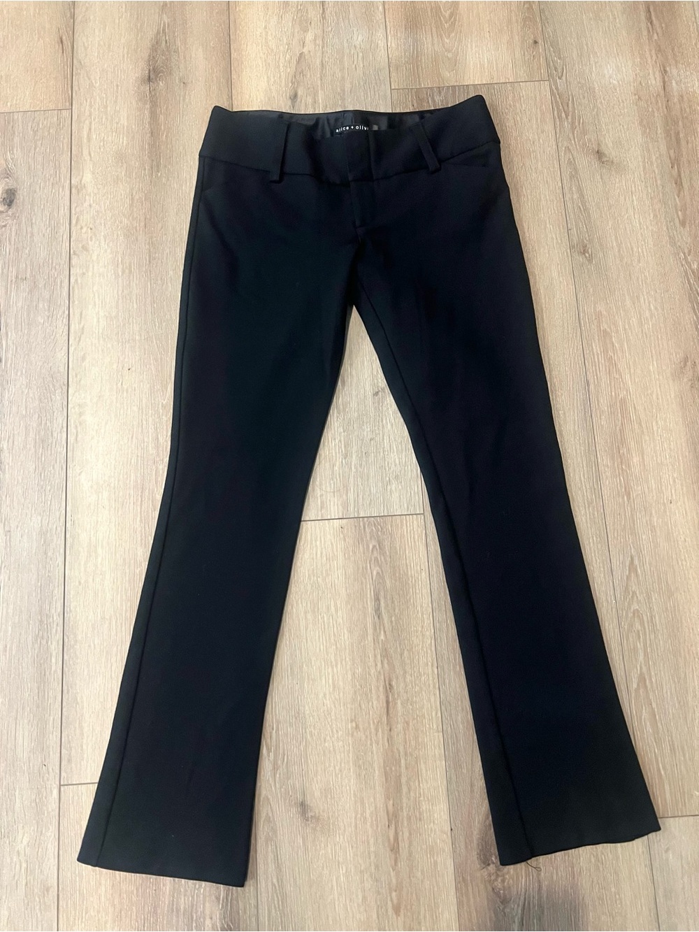 Alice + Olivia Women's Dress Pants - Classic Bootcut Size 10 NWOT